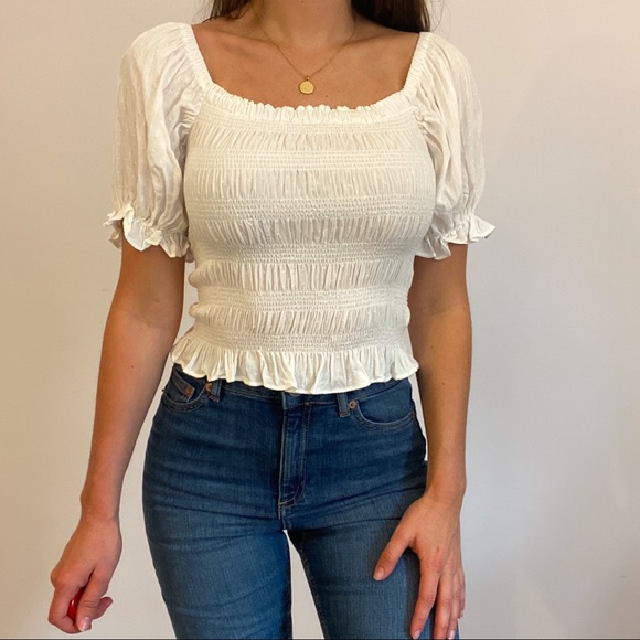 White Textured Smocked Top With Puff Sleeves - Picture 2 of 6